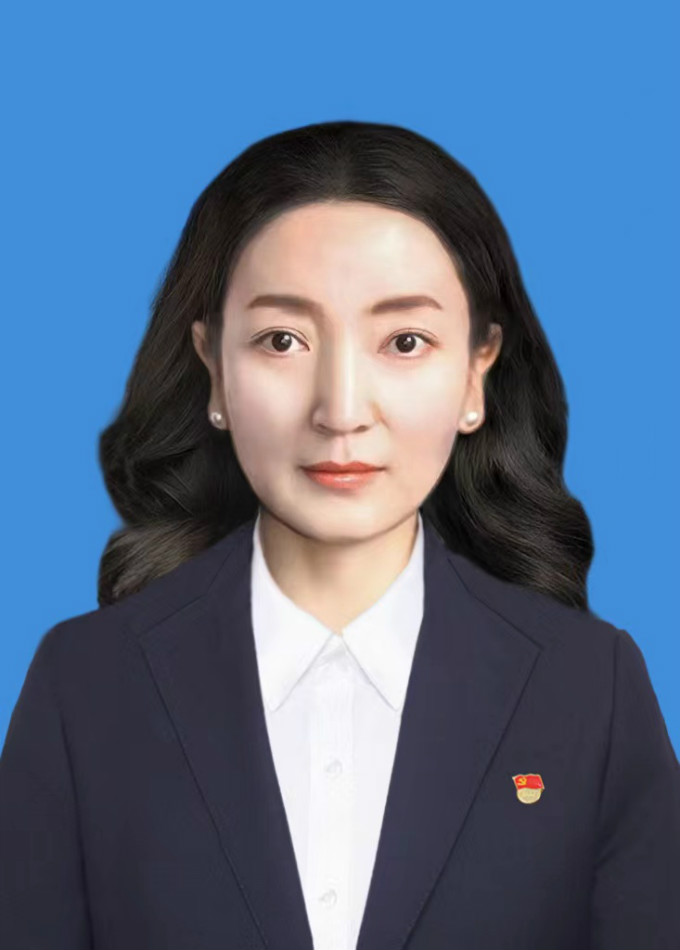 西    虹（黨委專職副書記、工會主席）