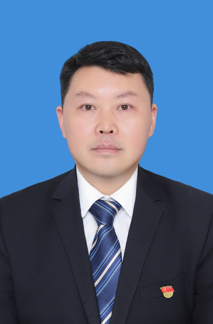 吳 成 彬（副總經理）